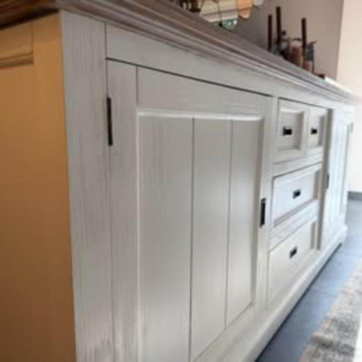 Landelijke witte kast - dressoir, Huis en Inrichting, Tafels | Eettafels, Zo goed als nieuw, 150 tot 200 cm, Rechthoekig, Eikenhout