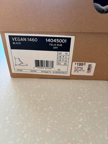 Nieuwe Dr. Martens beschikbaar voor biedingen