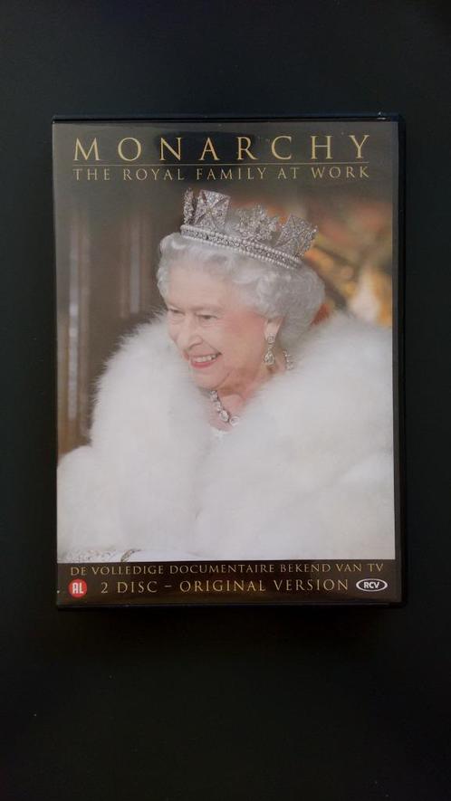 Documentaires over Queen Elizabeth II en haar familie, Collections, Maisons royales & Noblesse, Comme neuf, Autres types, Enlèvement