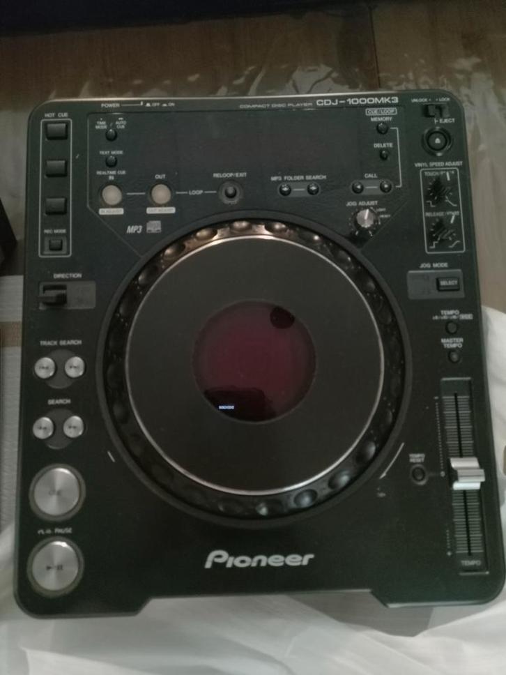 Pioneer CDJ-1000mk3.    2 stuks, Musique & Instruments, DJ sets & Platines, Utilisé, Enlèvement