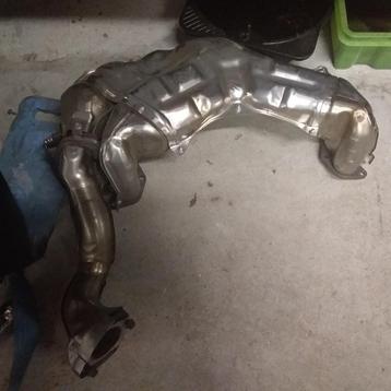 Uitlaatspruitstuk met catalysator en overpipe GT86 BRZ beschikbaar voor biedingen