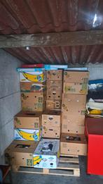 Garagebox gevuld met rommelmarkt spullen, Ophalen, Gebruikt