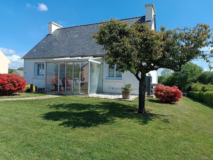 BRETAGNE, maison plain-pied 2 chambres sur jardin clos, Immo, Étranger, France, Maison d'habitation, Village