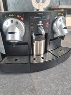 magnifique Nespresso Gemini pro 220, Elektronische apparatuur, Koffiezetapparaten, Ophalen, Zo goed als nieuw