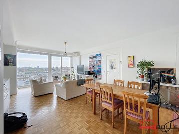 Appartement à vendre à Auderghem, 3 chambres beschikbaar voor biedingen