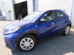 Toyota Aygo AYGO X   X play, USB, Blauw, 72 pk, Handgeschakeld