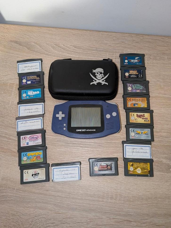 Nintendo Game Boy Advance (GBA) paarse consolepartij + 18 sp, Games en Spelcomputers, Spelcomputers | Nintendo Game Boy, Game Boy Advance