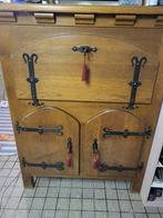 Eikenkast, Huis en Inrichting, Ophalen, Zo goed als nieuw