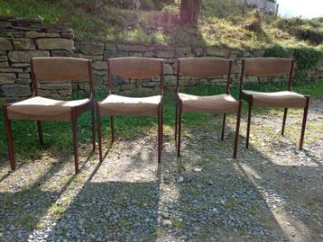  4 chaises vintage 