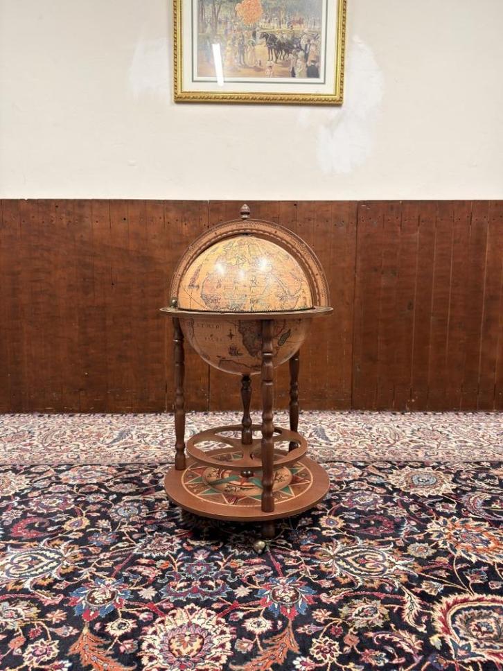 Klassiek Italiaanse Zoffoli Drankglobe Wereldbol Vloermodel, Antiek en Kunst, Antiek | Kantoor en Zakelijk, Ophalen of Verzenden
