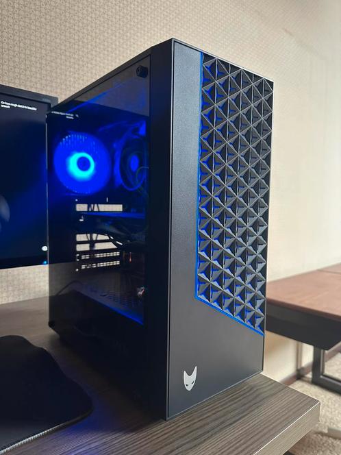 Pc, Computers en Software, Desktop Pc's, Zo goed als nieuw, SSD, 8 GB, Gaming, Ophalen
