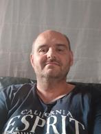 41j man, Contacten en Berichten