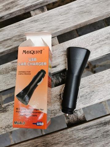 USB car charger oplader voor in de auto.  beschikbaar voor biedingen