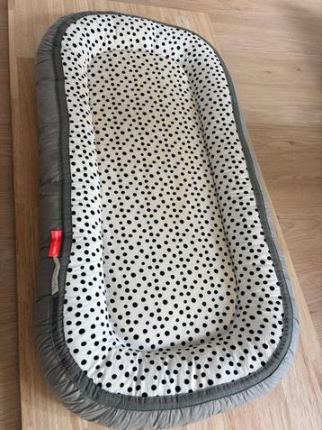 Done by deer - babynestje - cozy beschikbaar voor biedingen