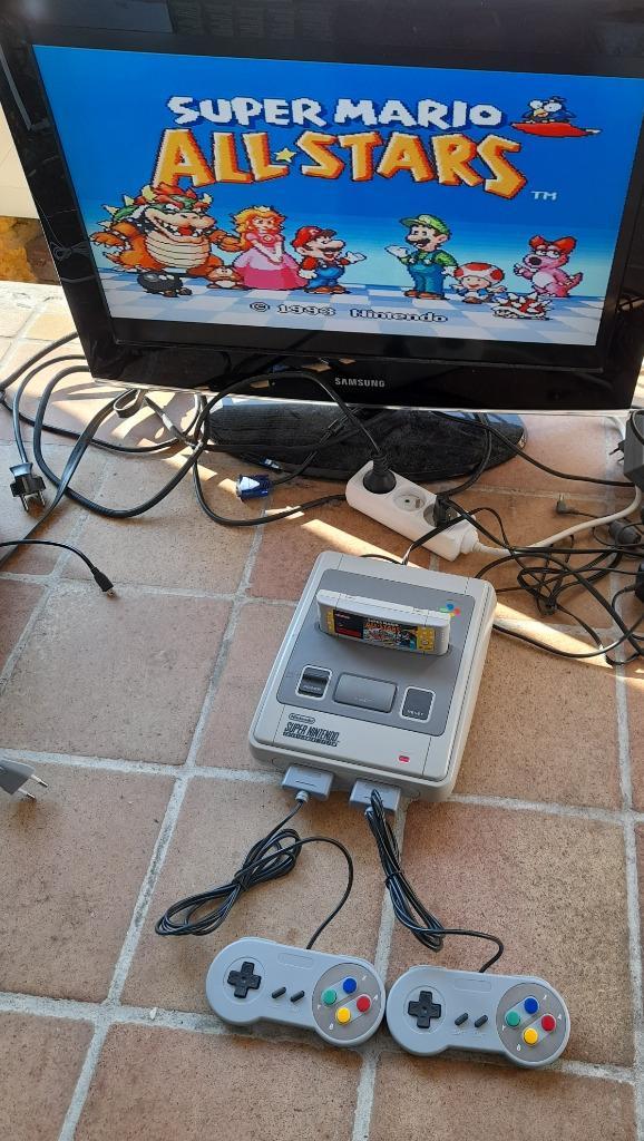 super nintendo console (zie inhoud), Games en Spelcomputers, Spelcomputers | Nintendo Super NES, Gebruikt, Met 2 controllers, Ophalen of Verzenden
