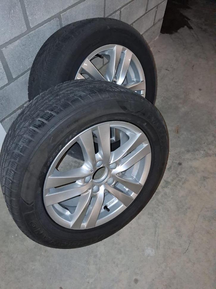 Mercedes winterbanden 225/55R16, Auto-onderdelen, Banden en Velgen, Banden en Velgen, Winterbanden, 16 inch, 225 mm, Personenwagen