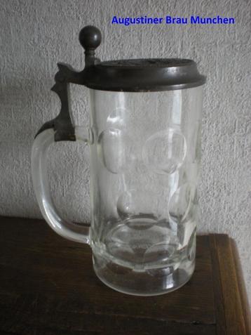 AUGUSTINER BRÄU MÜNCHEN Beker met deksel beschikbaar voor biedingen
