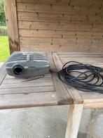 Vijverpomp met doorstroomfilter + mousses, Animaux & Accessoires, Poissons | Poissons d'étang