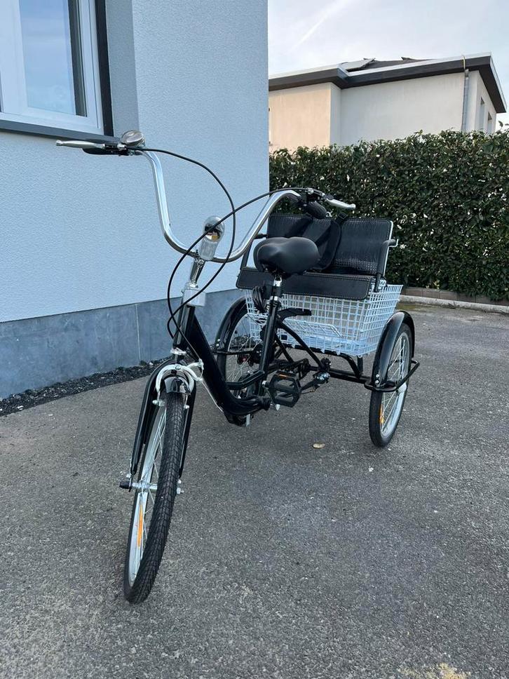 Driewieler fiets met kinderzitje, Fietsen en Brommers, Fietsen | Driewielfietsen, Zo goed als nieuw, Ophalen