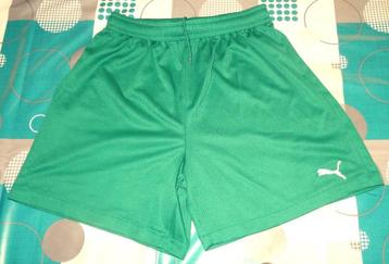 S small short Puma groen sportshort voetbalshort beschikbaar voor biedingen