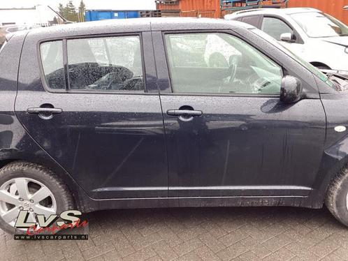 Portier 4Deurs rechts-achter van een Suzuki Swift (ZJ3), Auto-onderdelen, Carrosserie, Deur, Suzuki, Gebruikt, 3 maanden garantie
