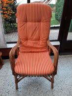 Rieten zetel met kussen eenzit stoel, Maison & Meubles, Canapés | Salons, Enlèvement, Comme neuf, Une personne, Osier ou Rotin