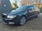 Skoda Superb 1.6Tdi Limousine, Auto's, Skoda, Voorwielaandrijving, Euro 5, Beige, Wit