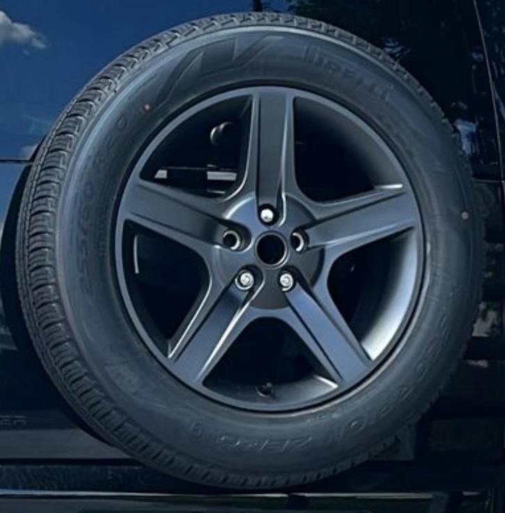 Ensemble de jantes Defender 20 pouces neuf, Autos : Pièces & Accessoires, Pneus & Jantes, Pneu(s), 4 Saisons, 20 pouces, Enlèvement