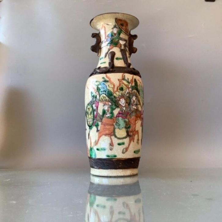 Antiek Chinees porseleinen Nanking soldatenvaas met merkteke, Antiek en Kunst, Antiek | Vazen, Ophalen of Verzenden