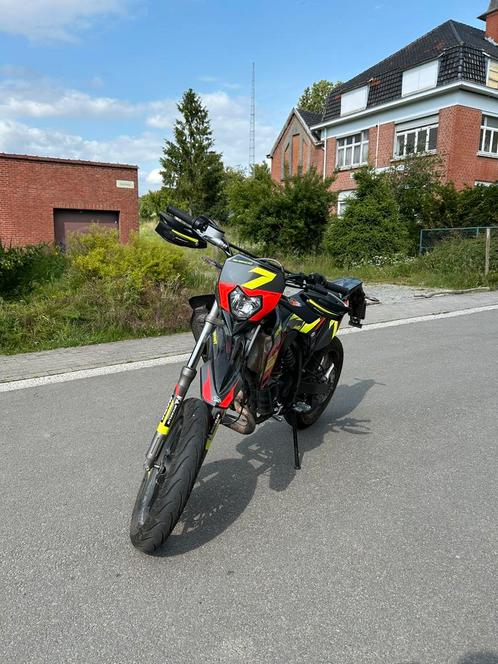 sherco sm 50 r red one, Fietsen en Brommers, Brommers | Crossbrommers, Zo goed als nieuw, Overige merken, Ophalen