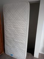 Eenpersoons matras, zo goed als nieuw, Huis en Inrichting, Slaapkamer | Matrassen en Bedbodems, Ophalen, Zo goed als nieuw, Eenpersoons