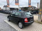 SKODA FABIA 1.2i GEKEURD VVK FACELIFT 1 EIG OHB BOEK AIRCO ✅, Auto's, Voorwielaandrijving, Stof, Zwart, 1198 cc