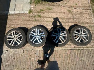 Volkswagen banden met velgen | 205/55 R16 beschikbaar voor biedingen