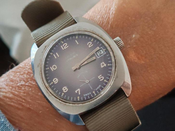 Iaxa vintage, Handtassen en Accessoires, Antieke sieraden, Armband