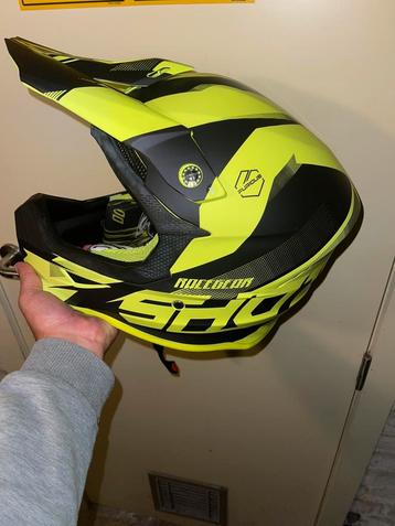 Casque Motocross beschikbaar voor biedingen