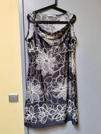 Jurk + Bolero maat 44 - LOLA & LIZA, Maat 42/44 (L), Zo goed als nieuw, Knielengte, Grijs