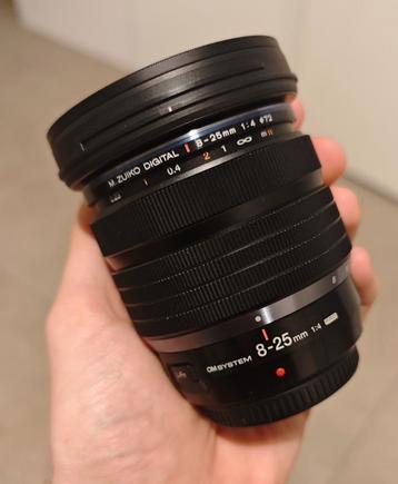 OM System 8-25mm F4 beschikbaar voor biedingen