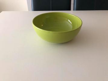 Groene mengkom van cosy & trendy beschikbaar voor biedingen