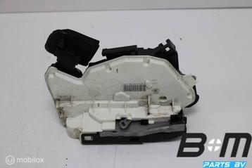 Portierslot rechts voor VW Golf 7 5K1837016E beschikbaar voor biedingen