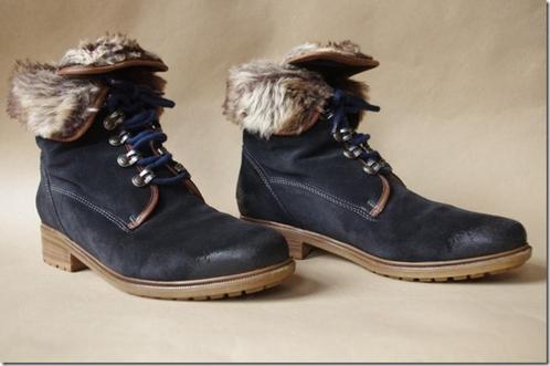 Stevige lederen botinnen met pels, Kleding | Dames, Schoenen, Zo goed als nieuw, Lage of Enkellaarzen, Blauw, Ophalen of Verzenden