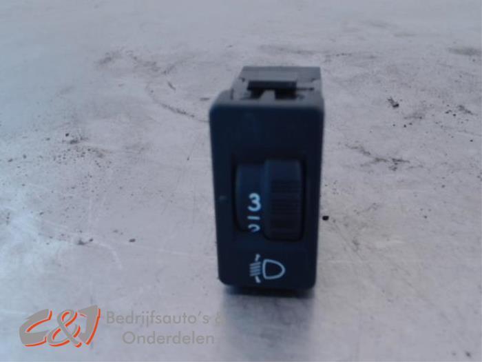 Hoogteregelaar schakelaar van een Citroen Berlingo, Auto-onderdelen, Ophanging en Onderstel, Citroën, Gebruikt, 3 maanden garantie