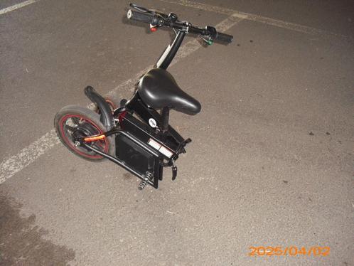 electrische  vouwfiets  in goede staat  200 eur, Fietsen en Brommers, Overige Fietsen en Brommers, Gebruikt, Ophalen