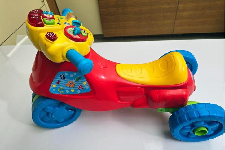 Vtech 2-in-1 driewieler en motorfiets voor peuters, Kinderen en Baby's, Speelgoed | Vtech, Gebruikt, 2 tot 4 jaar, Ophalen