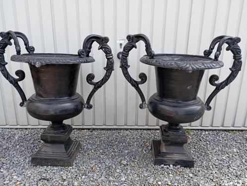 2 Grote zware Tuinvazen op voet...Hoogte 73 CM ( zie beschr), Tuin en Terras, Tuinvazen, Ophalen