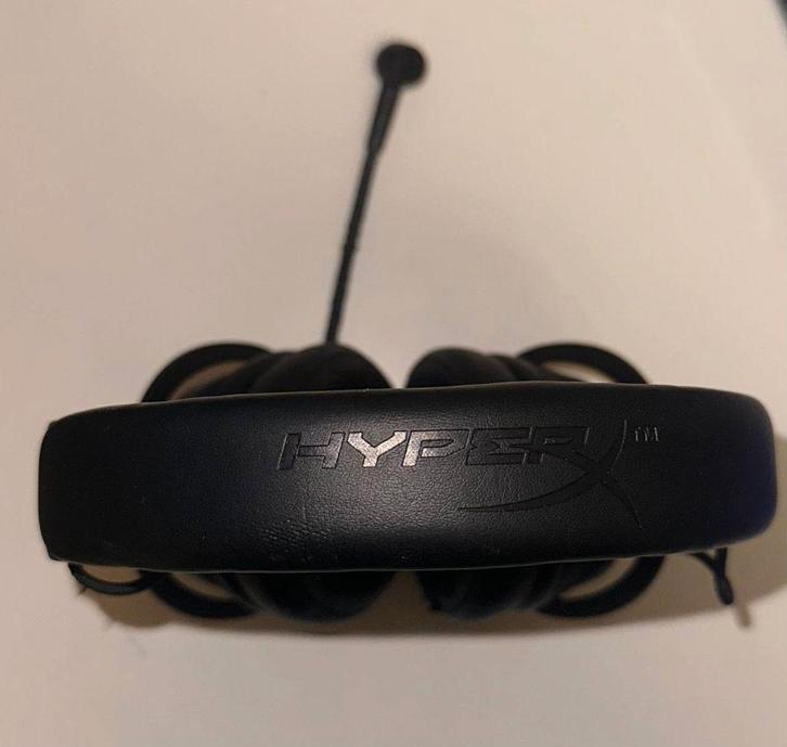 Headset, Computers en Software, Headsets, Gebruikt, Over-ear, Draadloos, Gaming headset, Inklapbare microfoon, Mute-functie, Volumeregelaar