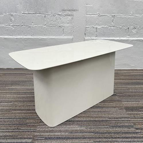 VITRA Metal Side Table M, Huis en Inrichting, Tafels | Bijzettafels, Zo goed als nieuw, Minder dan 45 cm, 55 tot 75 cm, Metaal of Aluminium