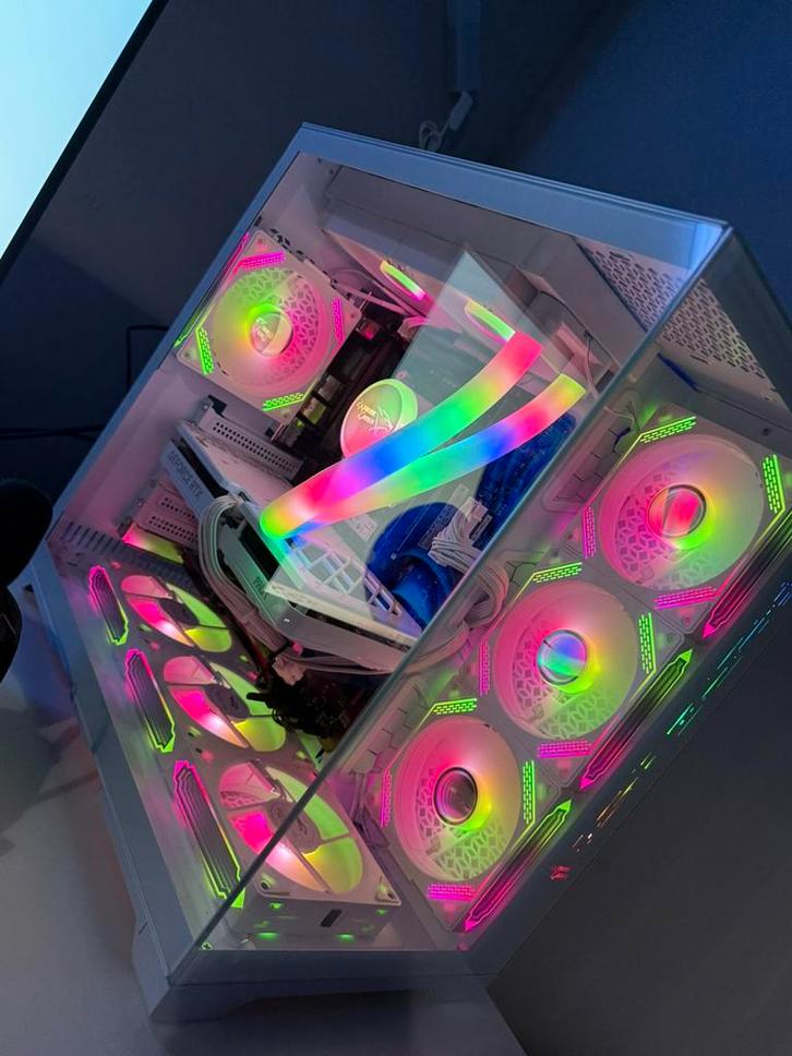 32ssd gaming-pc van 1 TB, Computers en Software, Desktop Pc's, Zo goed als nieuw, 3 tot 4 Ghz, SSD, 32 GB, Gaming, Ophalen