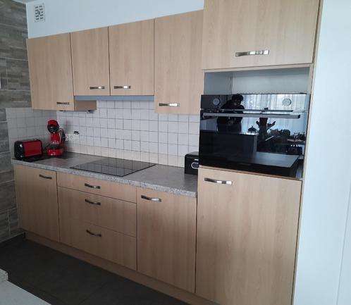 Prachtige "parallelle" keuken te koop (9470 Denderleeuw), Huis en Inrichting, Keuken | Complete keukens, Gebruikt, Overige typen
