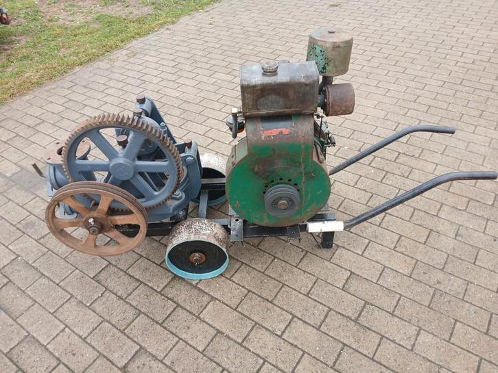 Petter paz1 met kattekop waterpomp op onderstel, Hobby en Vrije tijd, Overige Hobby en Vrije tijd, Ophalen