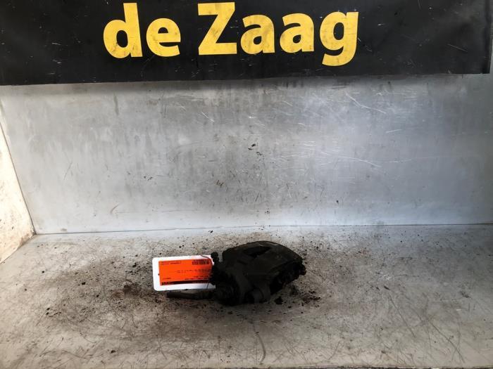 Etrier de frein (pince) avant gauche d'un Volkswagen Polo, Autos : Pièces & Accessoires, Freins & Transmission, Volkswagen, Utilisé